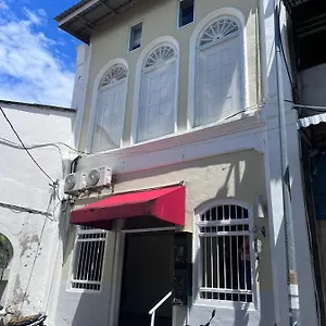Pensión Sunshine House 